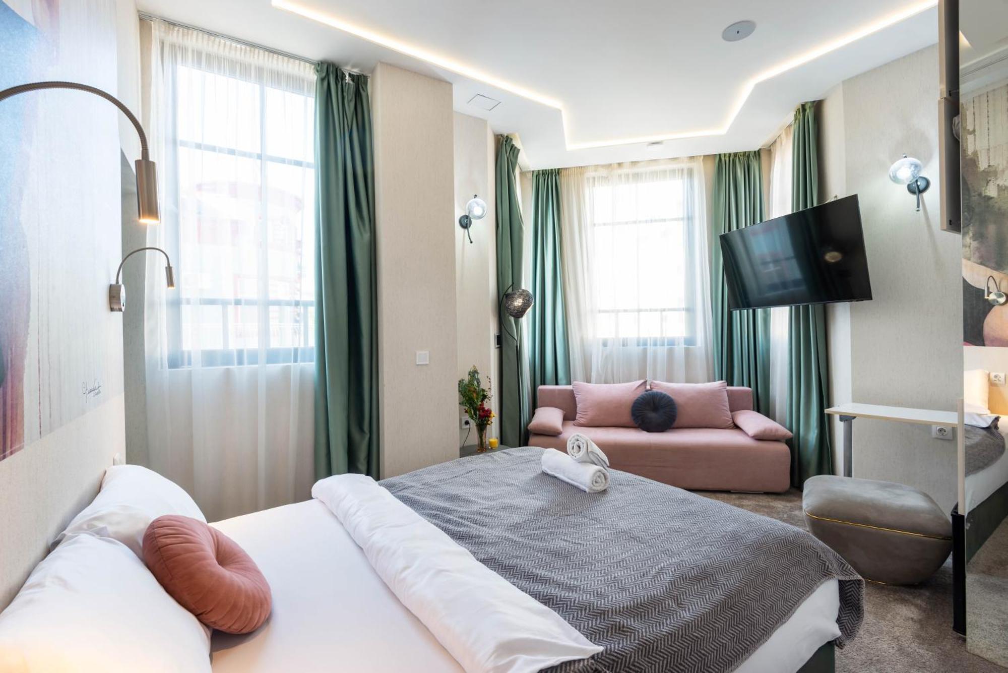 Aurora Hills Hotel Plovdiv Esterno foto